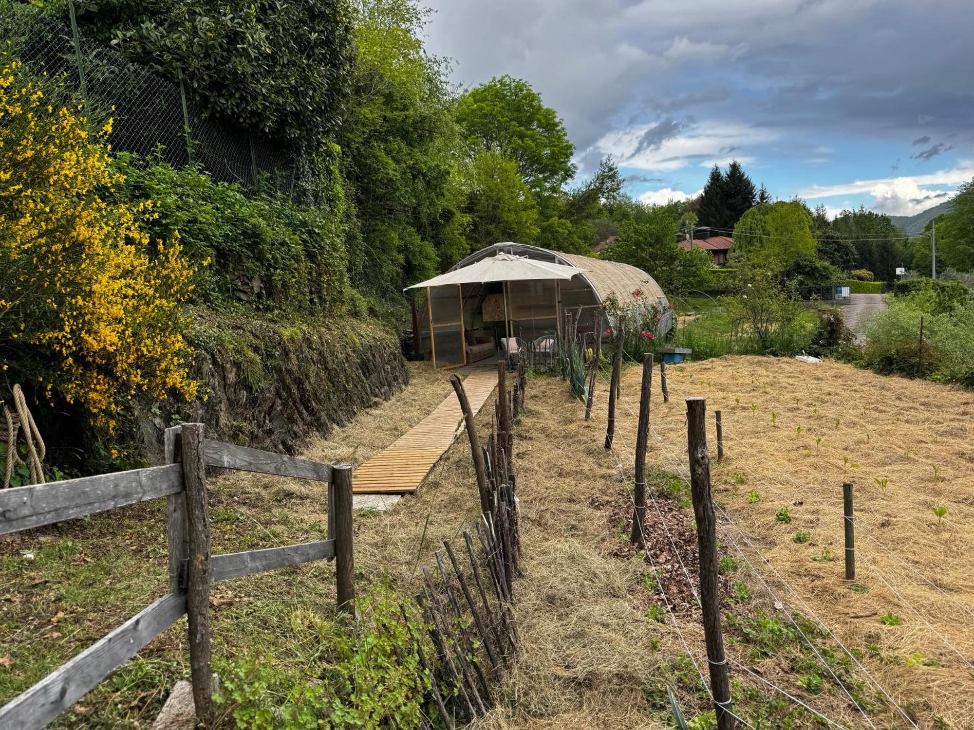 Agriturismo Voeuja Lago Maggiore ลุยโน ภายนอก รูปภาพ